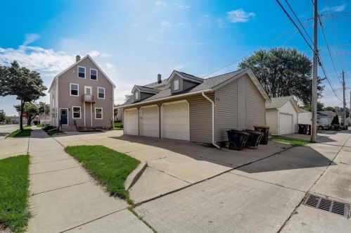 1101 72nd St, Milwaukee WI  53214-3119 exterior