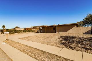 6838 Galaxy Pl, Tucson, AZ 85741-2715