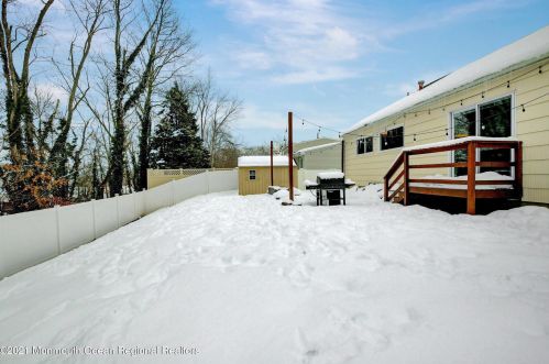 28 Alpha Ave, Old Bridge NJ 08857-2210 exterior