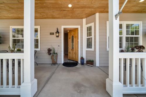 2060 Sconyers Ct, Turlock, CA 95382-2894