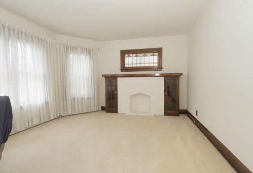 6136 Addison St, Chicago, IL 60634-4115