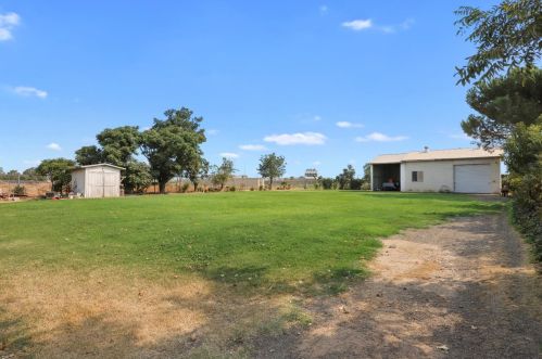 3710 Roselle Ave, Modesto CA  95357-1634 exterior