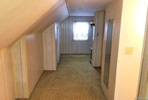 4912 Weddell St, Dearborn Heights MI  48125-3036 exterior