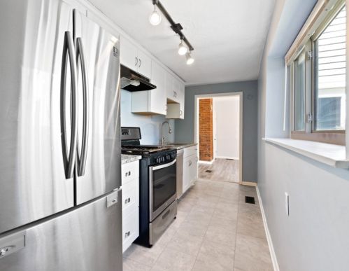 1313 Lowrie St, Pittsburgh PA  15212-4325 exterior