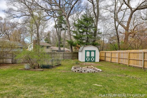 7579 Siesta Ct, Sylvan Beach MI  49461-9512 exterior