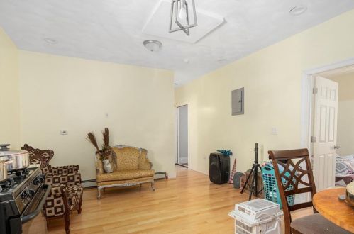 672 Chalkstone Ave, Providence RI 02909-5553 exterior