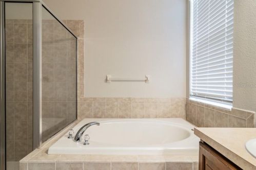 5706 Butterfield St, Riverview FL 33578-3733 exterior