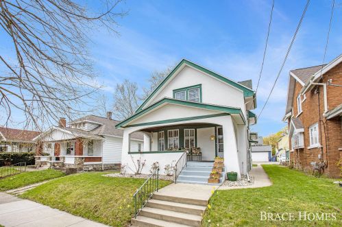 225 Valley Ave, Grand Rapids, MI 49504-6145