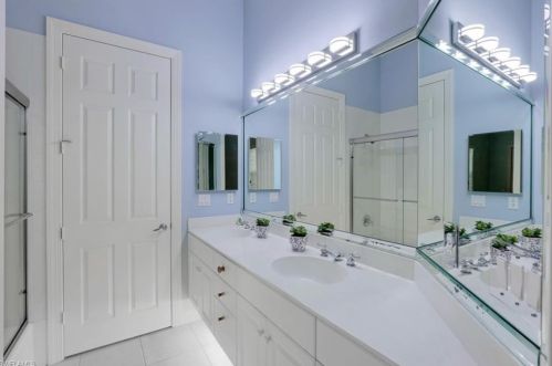 6639 Gln Arbor Way, Naples FL 34119-4658 exterior