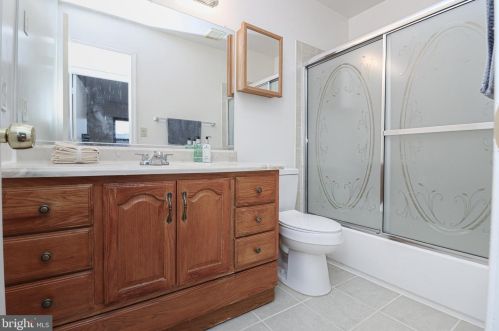 5469 Marlin St, Rockville MD 20853-3608 exterior