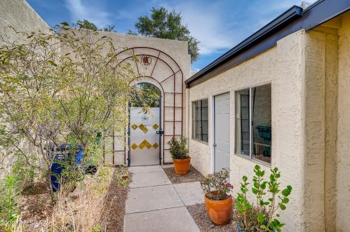 9768 1st St, Tucson AZ  85748-2762 exterior