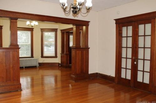 1078 Blvd, Hartford CT 06119-1714 exterior