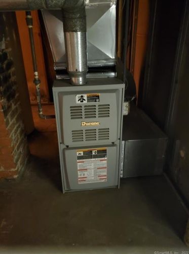 80 Middle Tpke, Manchester CT 06040-4209 exterior