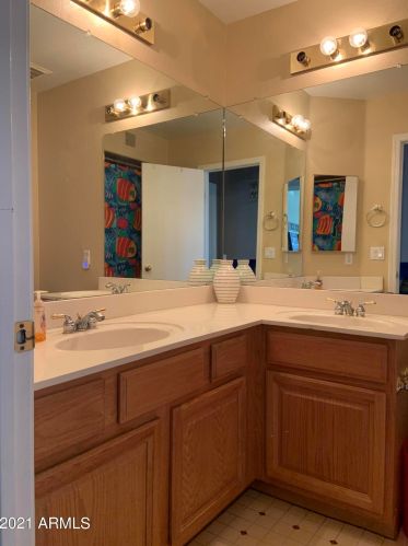 20039 21, Phoenix AZ 85024-1212 exterior