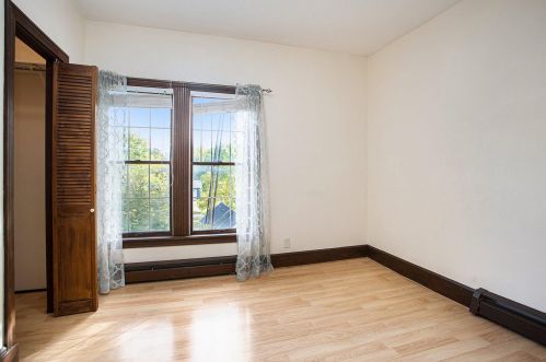 3280 D Ave, Kalamazoo MI  49009-5602 exterior