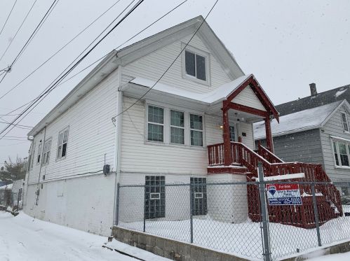 1818 11th St, Milwaukee WI  53204-3311 exterior