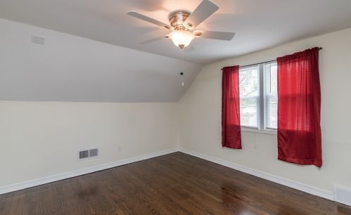 1106 Pne St, Waukegan IL 60085-2728 exterior