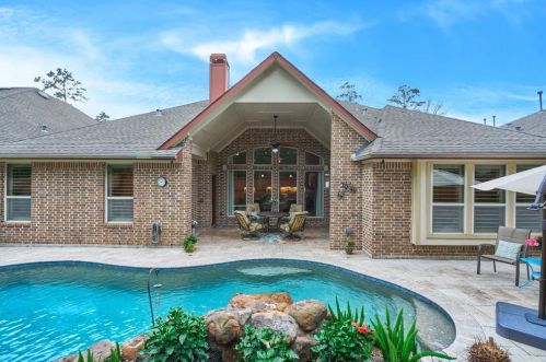 147 Pronghorn Pl, Montgomery TX 77316-6402 exterior