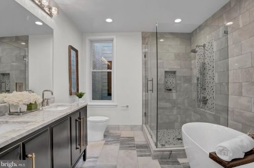 1337 Massachusetts Ave, Washington DC  20003-1540 exterior