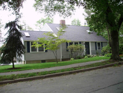 124 Fordham Rd, Newton, MA 02465-1226