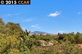 2016 Overhill Rd, Concord CA  94520-4710 exterior