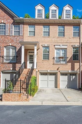 1852 Davin Dr, Atlanta GA 30319-3656 exterior
