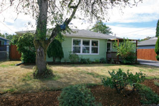 12506 Ml Ct, Portland OR  97216-3971 exterior