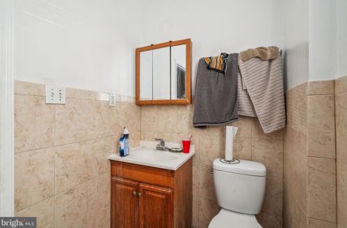 2114 22nd St, Philadelphia PA 19121-1401 exterior