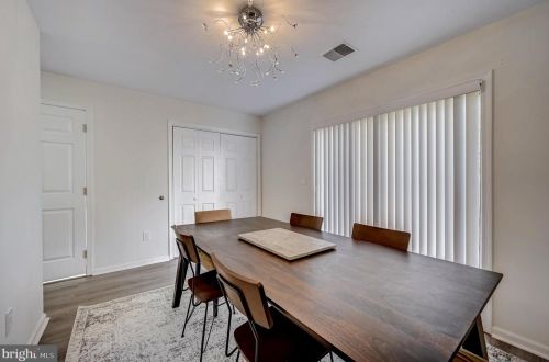 1930 Franklin St, Philadelphia PA 19122-1308 exterior