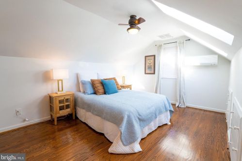 151 Moncure Dr, Alexandria VA 22314-4946 exterior