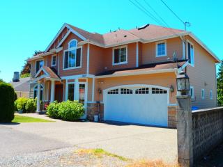 18823 Ashworth Ave, Seattle WA  98133-4026 exterior