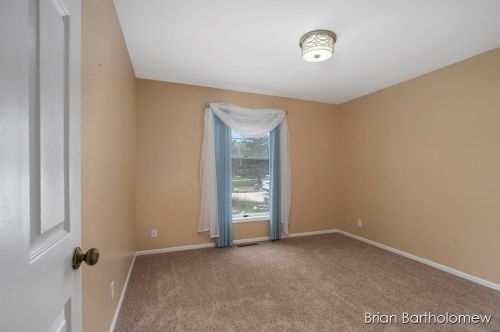 20660 Edgewood Dr, Big Rapids MI 49307-9214 exterior