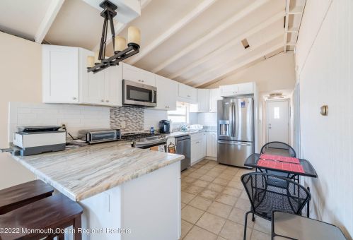 100 Plover Way, Lavallette NJ 08735-1236 exterior