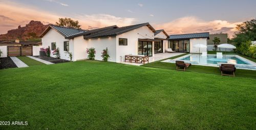 5812 44th Pl, Phoenix AZ  85040-4056 exterior