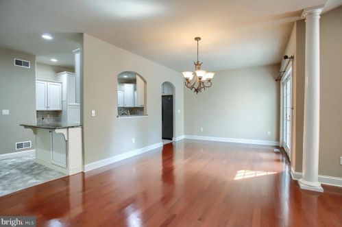 43 Midway Farms Ln, Lancaster PA 17602-2671 exterior