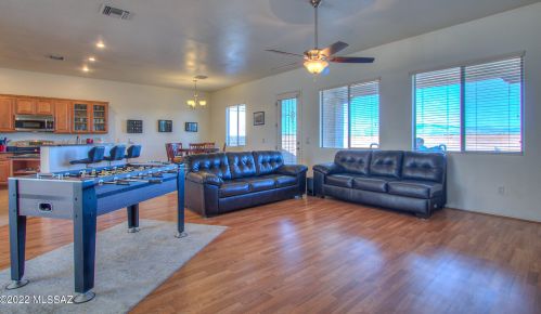 7017 Cottontail Run Ave, Tucson AZ 85756-3064 exterior