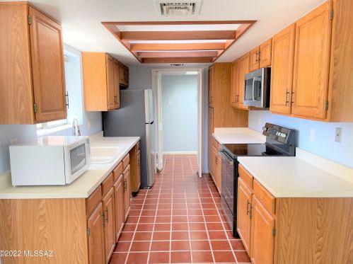 4566 Avenida Ronca, Tucson AZ  85750-6343 exterior