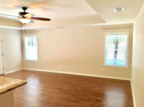 383 Hunters Ridge Rd, Defuniak Springs, FL 32433-1507