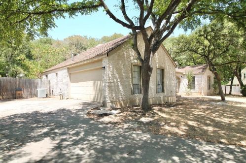 1500 Breezeknoll Cir, Austin, TX 78746-6706