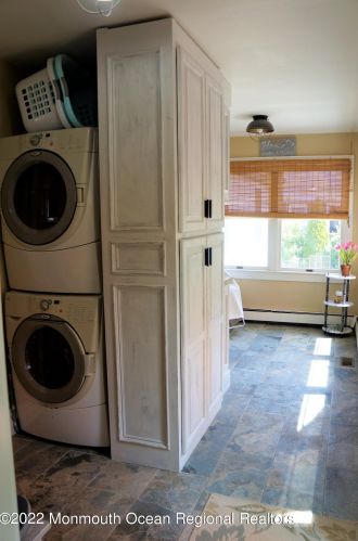 804 Atlantic Ave, Point Pleasant Beach NJ 08742-2914 exterior