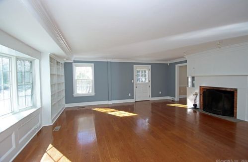 166 Roseville Rd, Westport CT  06880-2617 exterior