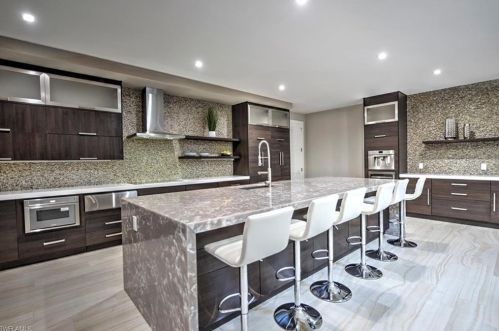 3860 Crayton Rd, Naples FL 34103-3576 exterior