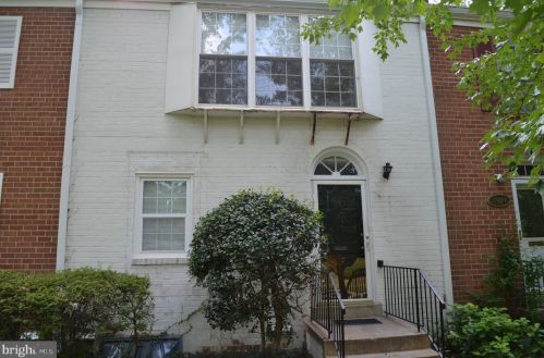 8902 16th St, Silver Spring MD 20910-2231 exterior