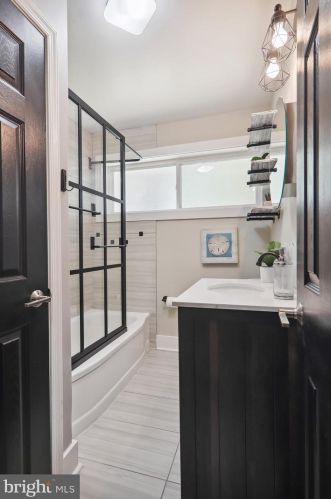 1314 Crawford Dr, Rockville MD 20851-1714 exterior