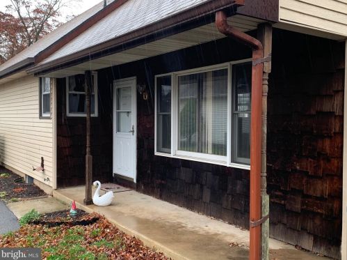 336 Sandalwood Ave, Trenton, NJ 08619-2336