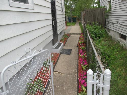 2306 Monroe St, Gary IN  46407-3052 exterior