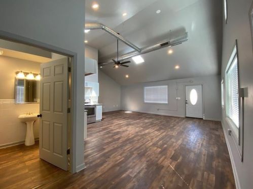 1108 4th Ave, Moon Twp PA  15108-1616 exterior