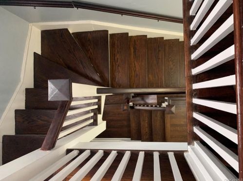 123 Magnolia Ave, Mount Vernon NY 10553-1210 exterior