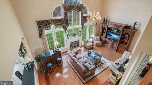 2706 Dillon Dr, Jamison PA 18929-1259 exterior