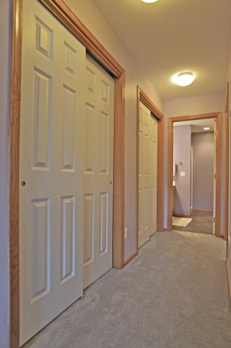 373 Allen Ave, Saint Paul MN 55117-1339 exterior